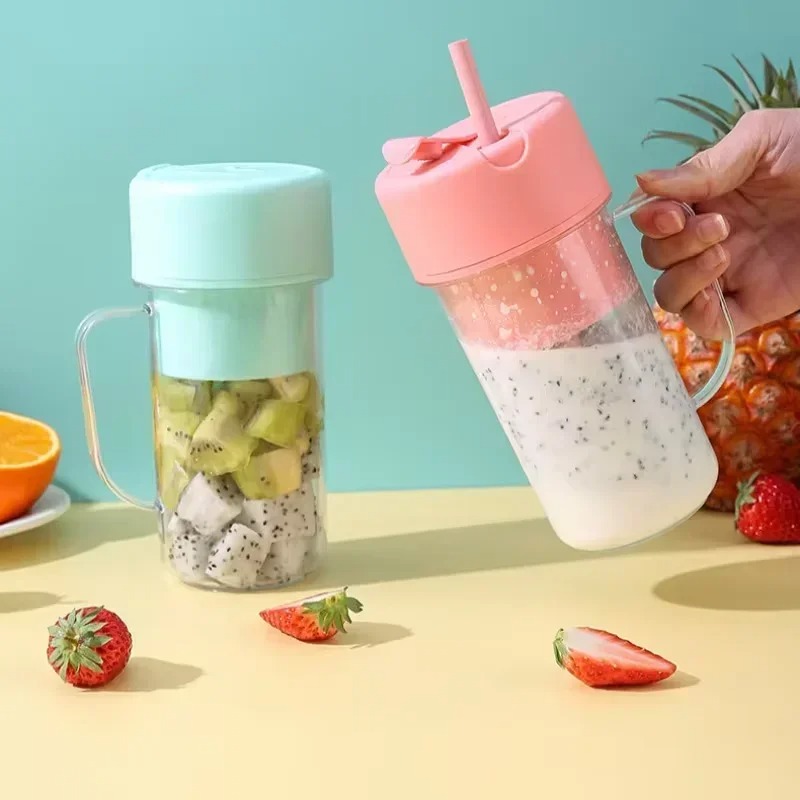 Portable Blender Usb Rechargeable - เครื่องปั่นน้ำผลไม้แบบพกพา ชาร์จผ่าน USB ความจุ 300 มล.